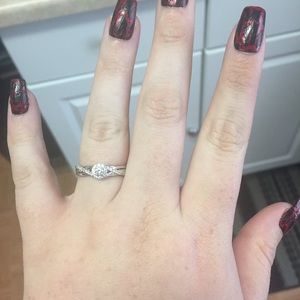 10k white gold engagement ring